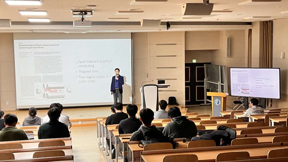 그림입니다.  원본 그림의 이름: KakaoTalk_20250328_101135128_02.jpg  원본 그림의 크기: 가로 4032pixel, 세로 2268pixel  사진 찍은 날짜: 2025년 03월 27일 오후 5:02  카메라 제조 업체 : Apple  카메라 모델 : iPhone 13 Pro Max  프로그램 이름 : 18.4  F-스톱 : 1.5  노출 시간 : 1/60초  ISO 감도 : 80  노출 모드 : 자동  35mm 초점 거리 : 48 