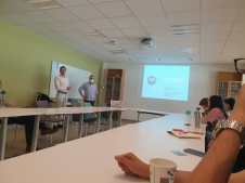 그림입니다.  원본 그림의 이름: image21.png  원본 그림의 크기: 가로 2560pixel, 세로 1920pixel