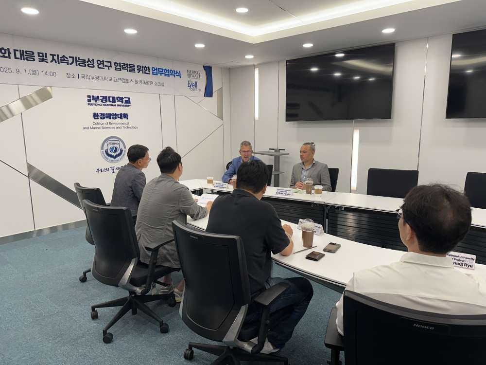 그림입니다.  원본 그림의 이름: CLP00001f340007.bmp  원본 그림의 크기: 가로 4032pixel, 세로 3024pixel