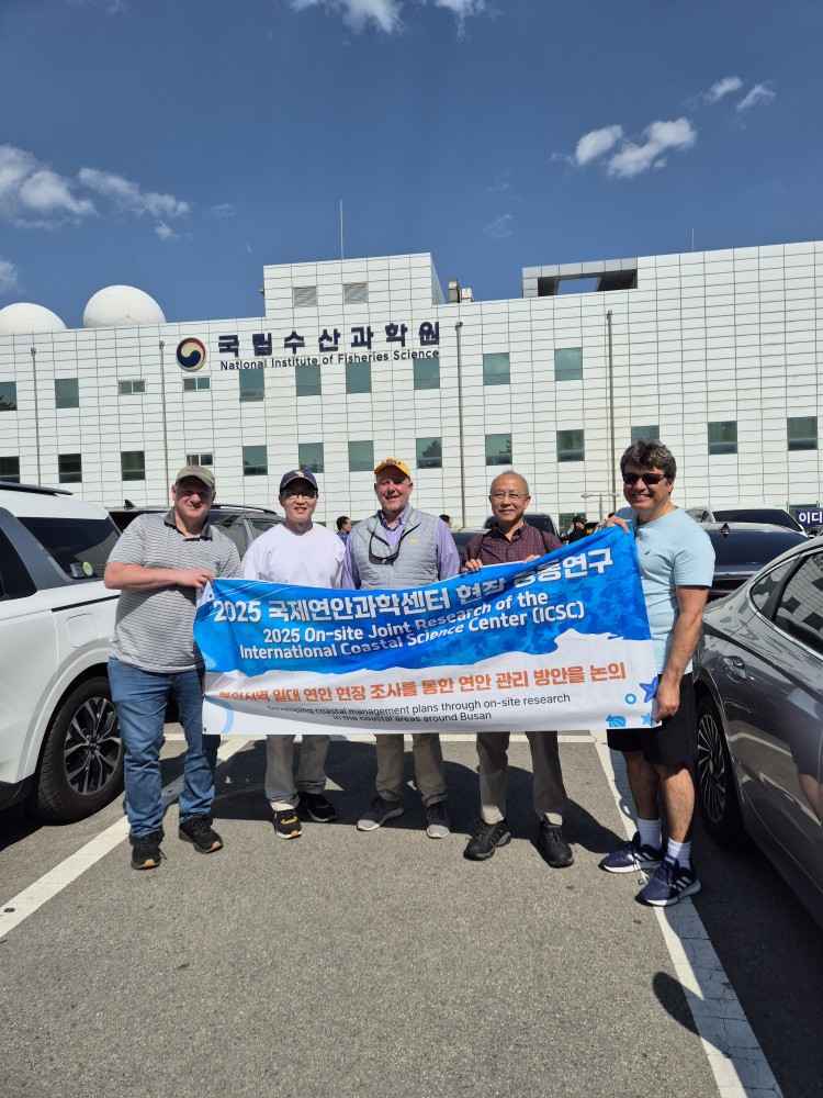 그림입니다.  원본 그림의 이름: KakaoTalk_20250507_113521925_27.jpg  원본 그림의 크기: 가로 750pixel, 세로 1000pixel