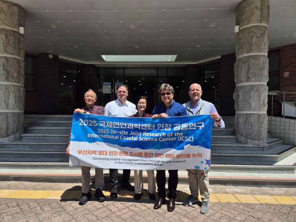 그림입니다.  원본 그림의 이름: KakaoTalk_20250507_113521925_28.jpg  원본 그림의 크기: 가로 1000pixel, 세로 750pixel