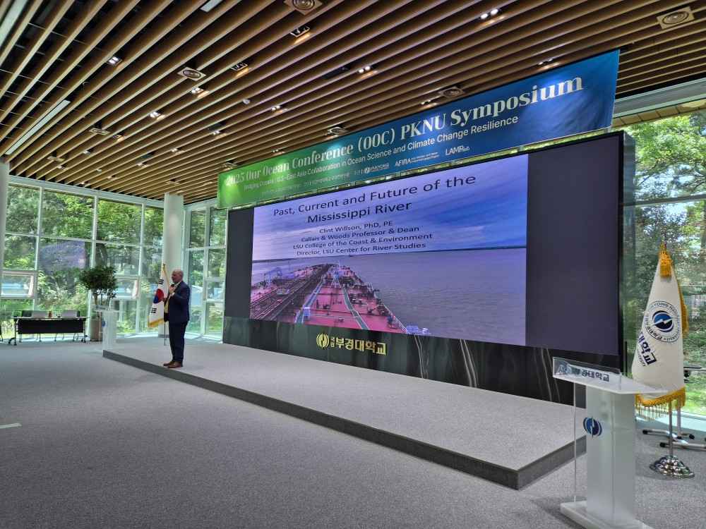 그림입니다.  원본 그림의 이름: KakaoTalk_20250507_113521925_10.jpg  원본 그림의 크기: 가로 1000pixel, 세로 750pixel