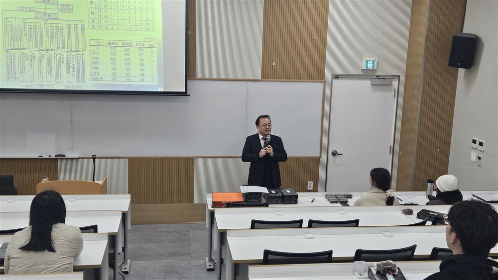 그림입니다.  원본 그림의 이름: CLP000065387021.bmp  원본 그림의 크기: 가로 4000pixel, 세로 2252pixel