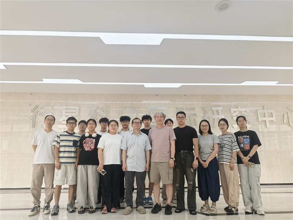 그림입니다.  원본 그림의 이름: Image_20260701133058_7_7.jpg  원본 그림의 크기: 가로 4096pixel, 세로 3072pixel  사진 찍은 날짜: 2026년 07월 01일 오후 11:03  카메라 제조 업체 : HUAWEI  카메라 모델 : HUAWEI Pura 70 Pro+  F-스톱 : 2.2  노출 시간 : 10000000/1000000000초  ISO 감도 : 9961522  노출 모드 : 자동  35mm 초점 거리 : 21